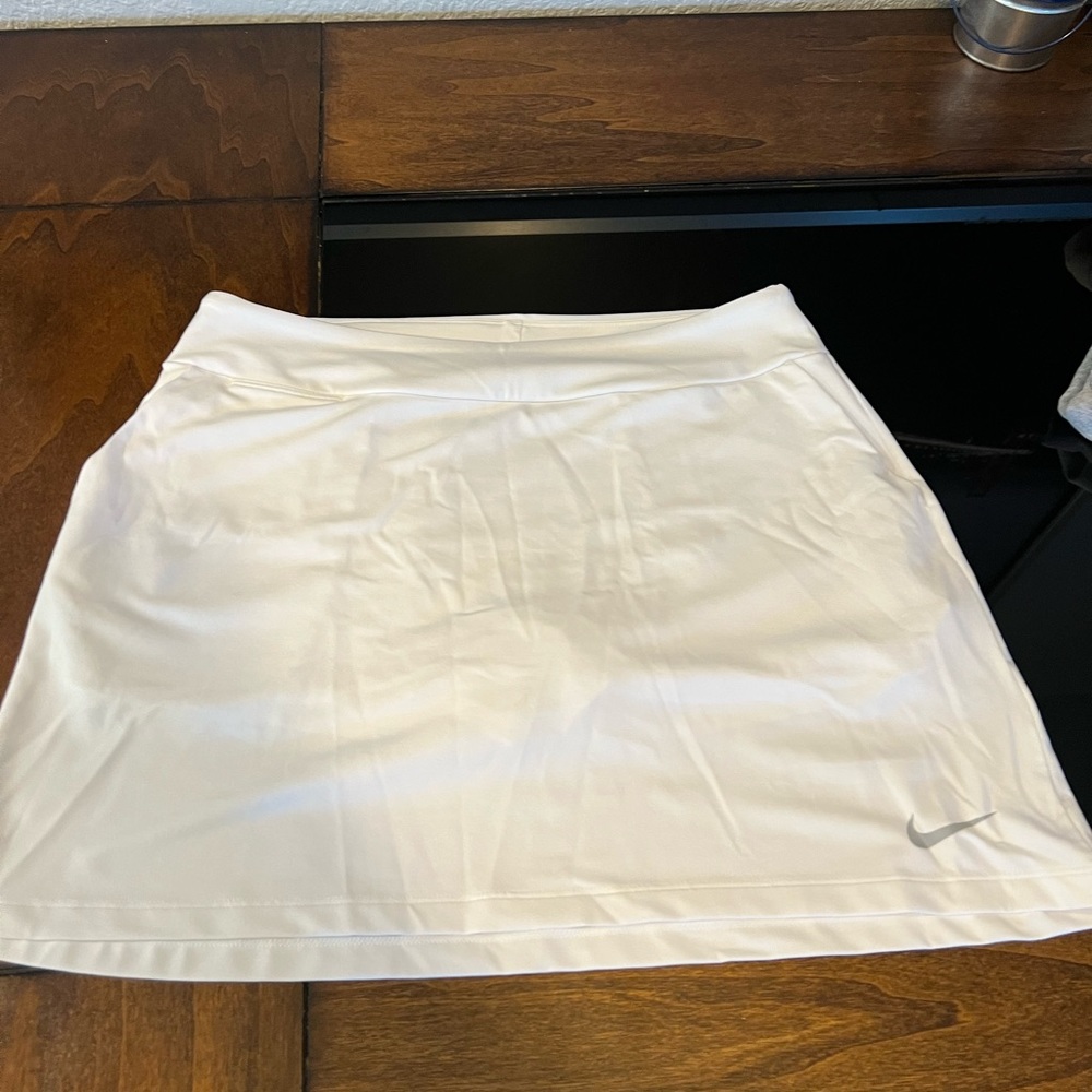Nike Dri-Fit Womens Medium Golf Skirt